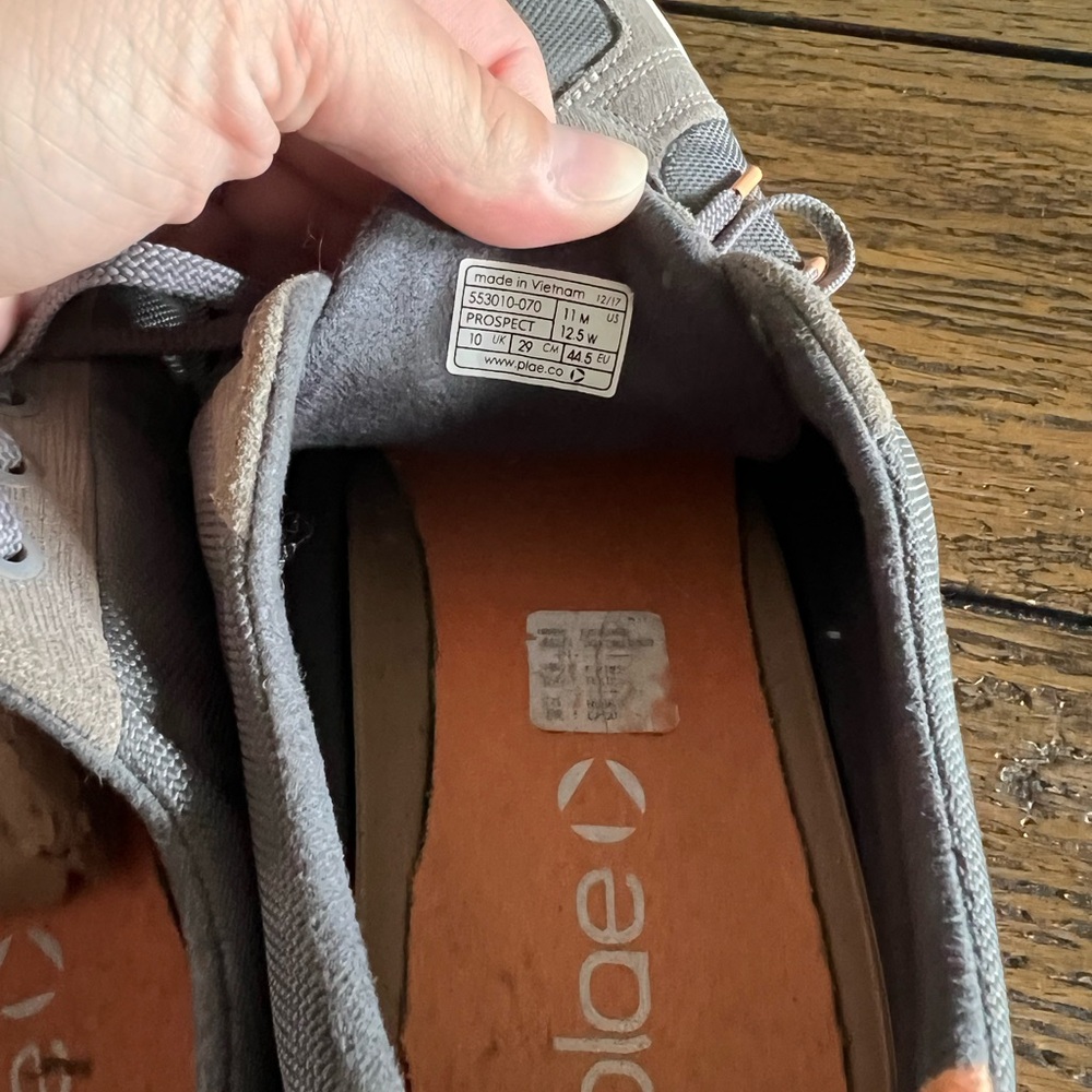 Plae Shoes Womens 12.5 Mens 11 Grey Orange Multicolor Low Top - Picture 11 of 11